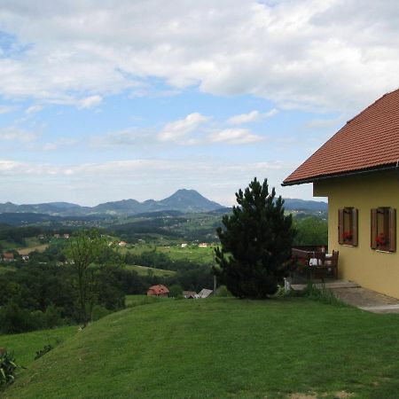 Holiday House Panorama Podcetrtek Luaran gambar